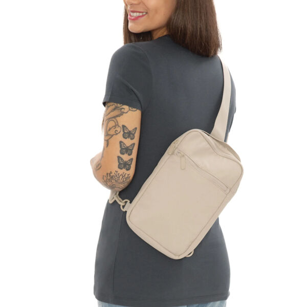 Matte Sling Bag 4 L Thumbnail